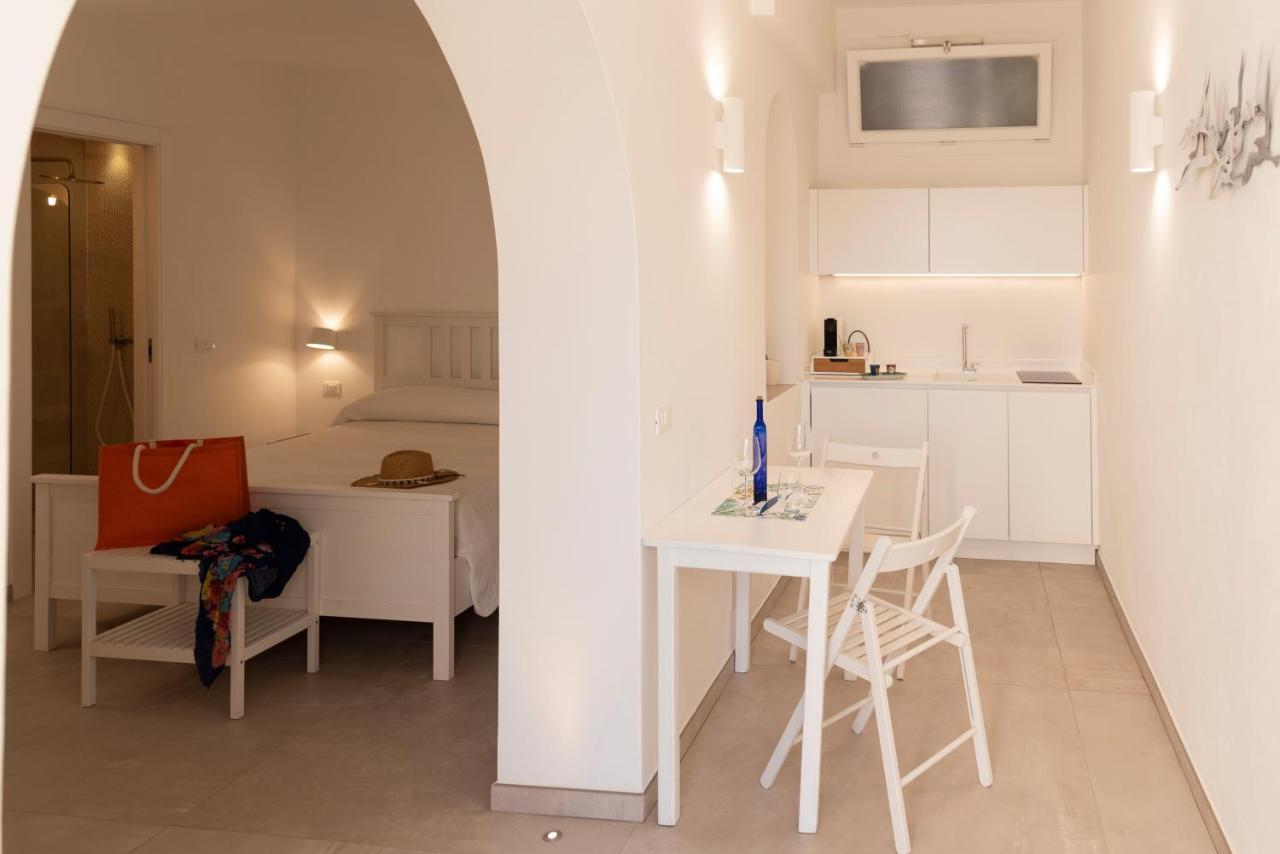 Maridea - Les Suites Du Soleil Ponza Exterior photo
